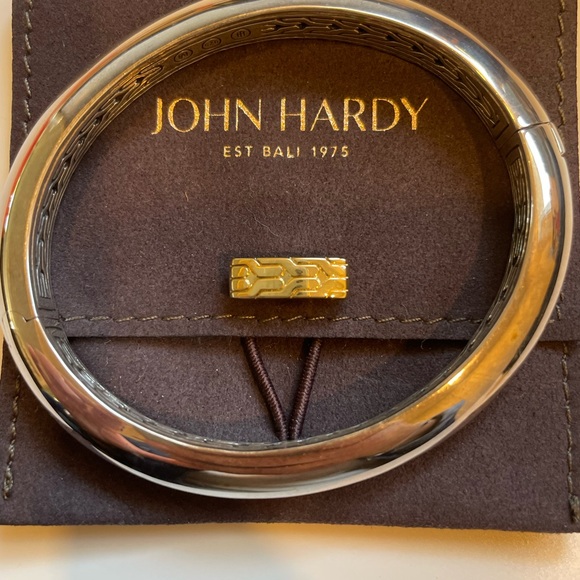 John Hardy Hinged Bangle - Picture 3 of 9
